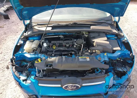 2014 Ford Focus Se z USA, uszkodzony, nr VIN 1FADP3F29EL235581